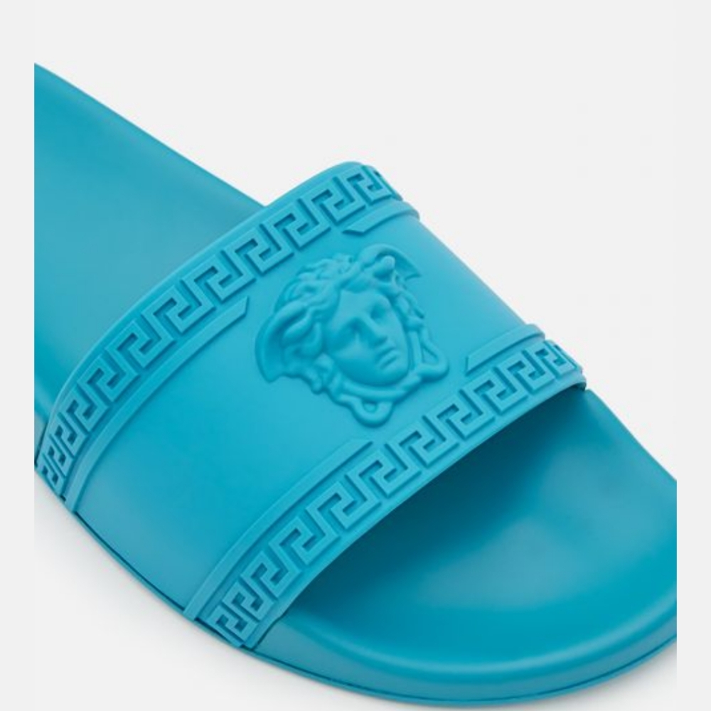 Versace rubber Medusa slides sz 42 US 9 dust bag
